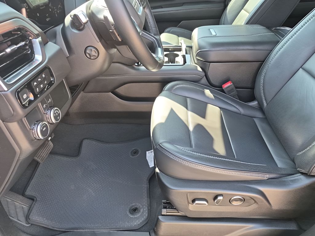 Used Car 2025 Gmc Yukon Xl  Denali For Sale Under $70,000 In Austin, Texas