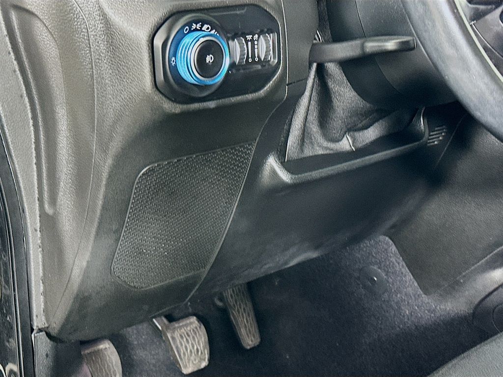 Thumbnail: 2020 Jeep Wrangler - 10