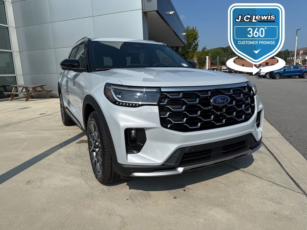 2025 Ford Explorer Platinum
