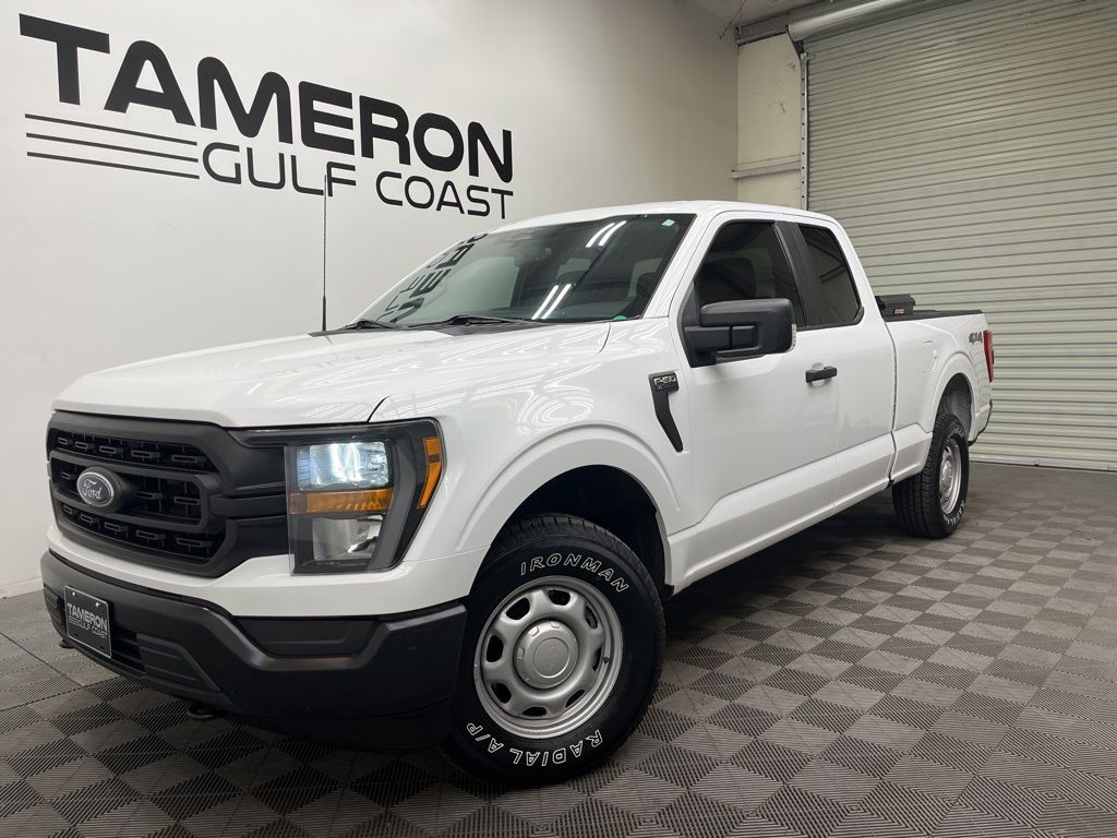 Oxford White 2023 Ford F-150 XL SuperCab 4WD Pickup Truck Four-Wheel Drive Automatic