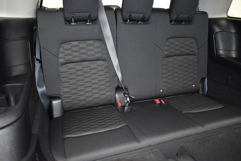 Thumbnail: 2025 Nissan Pathfinder - 32