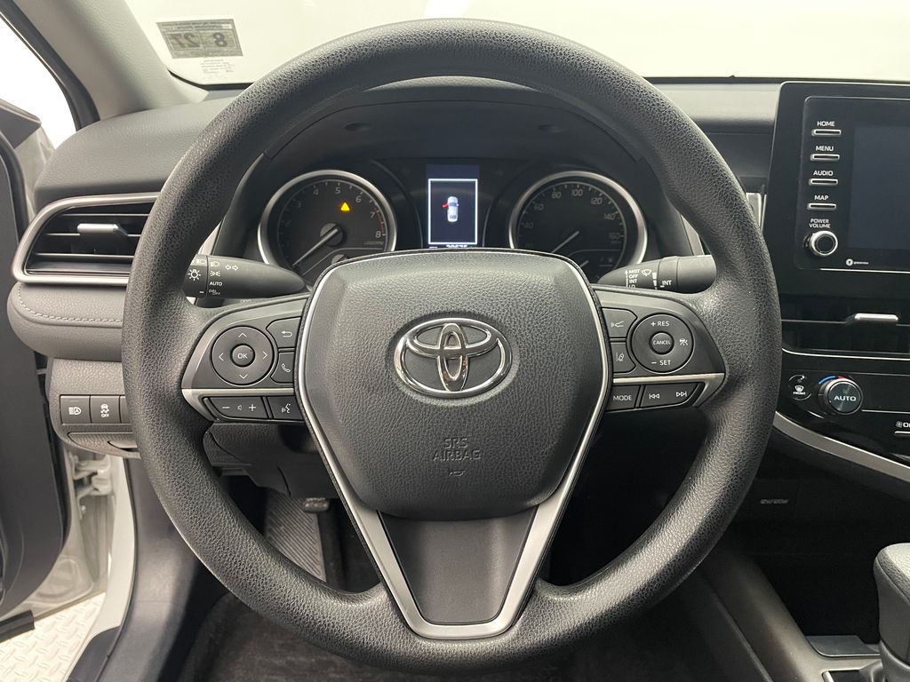 Thumbnail: 2022 Toyota Camry - 21