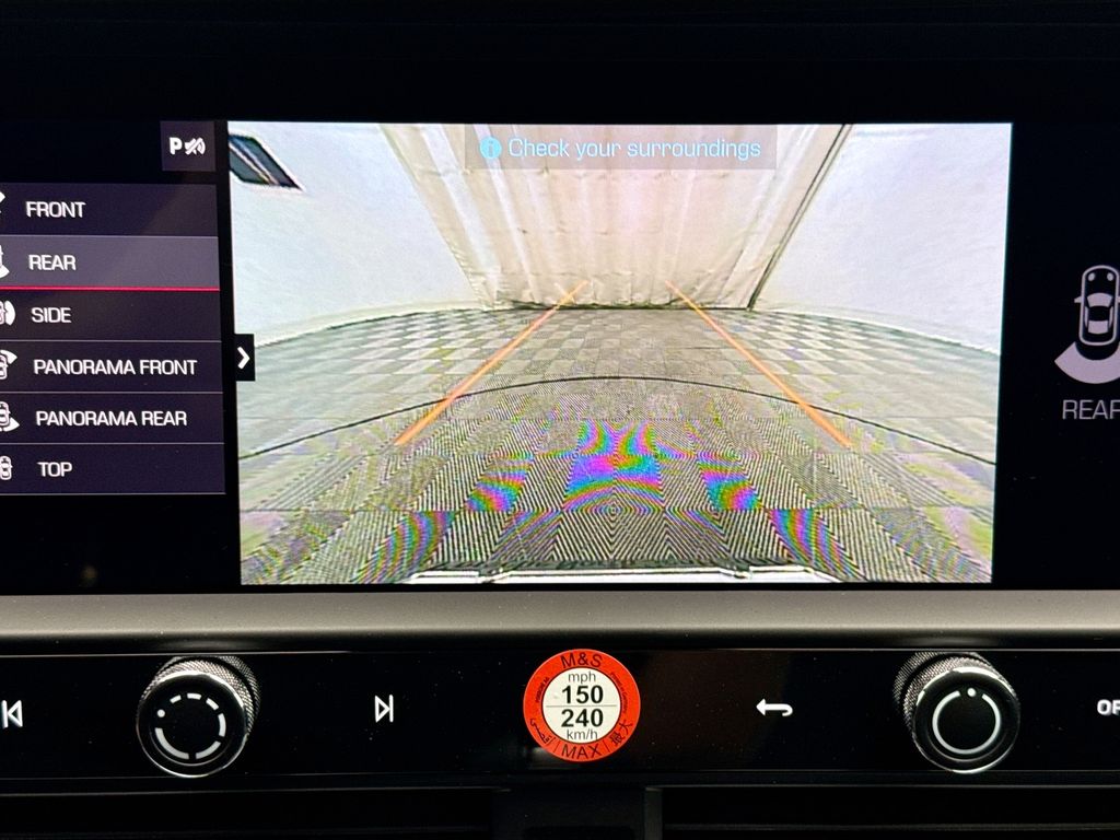 Thumbnail: 2026 Porsche Macan - 18