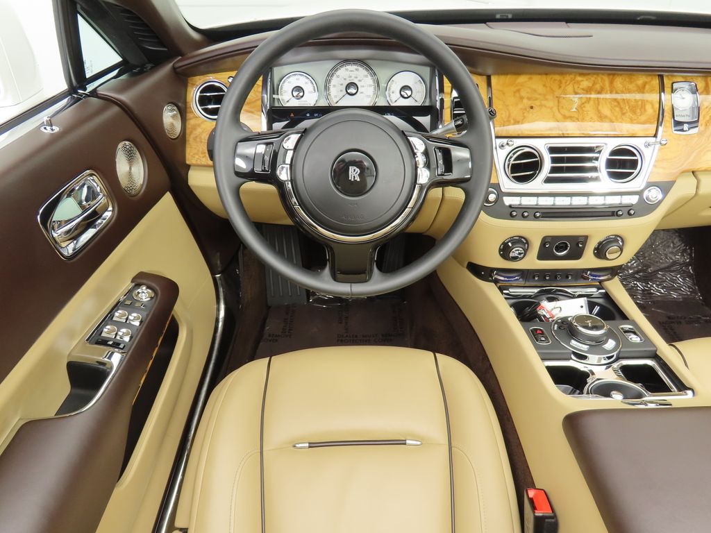 2017 Rolls-Royce Dawn  18