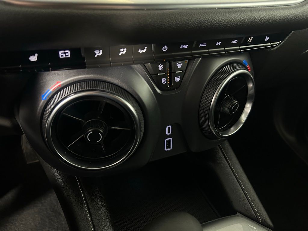 Used 2025 Gray Chevrolet LT image 9