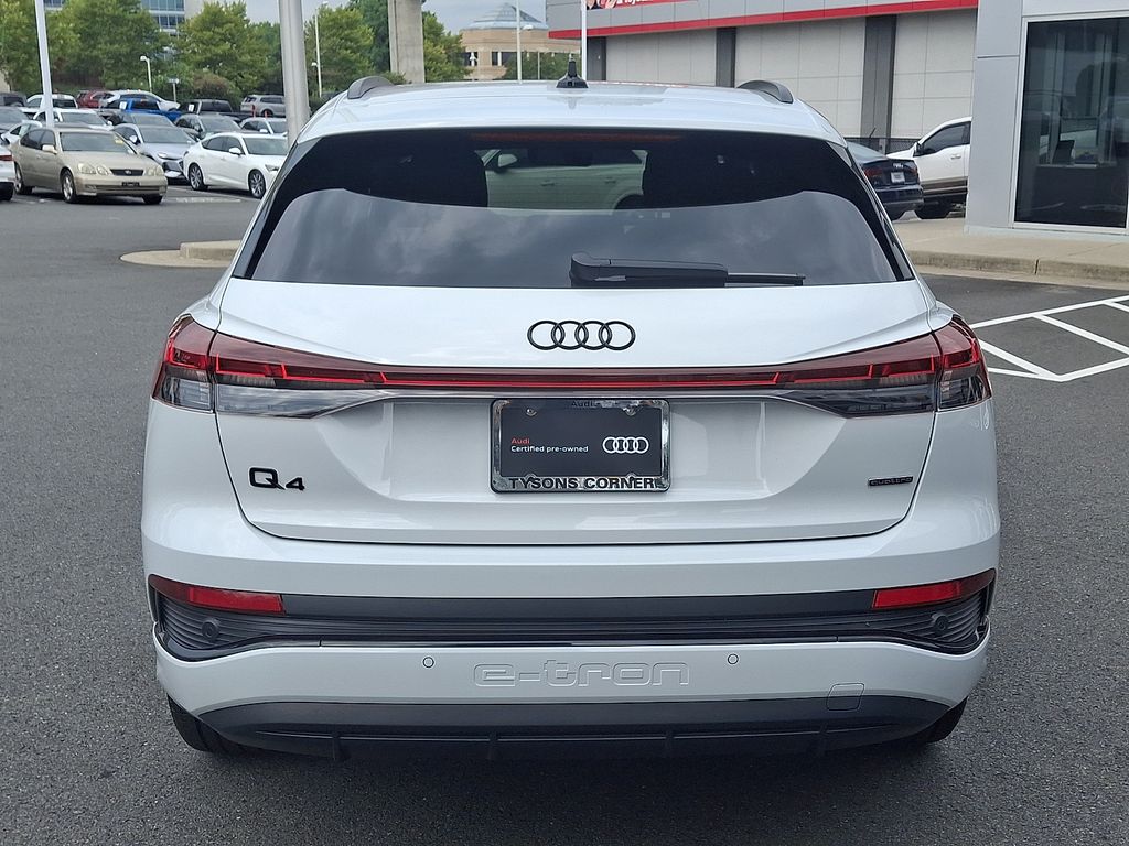 Thumbnail: 2024 Audi Q4 e-tron - 5