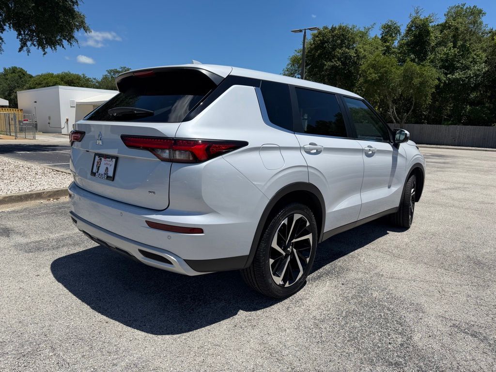 Used 2023 Mitsubishi Outlander SUV