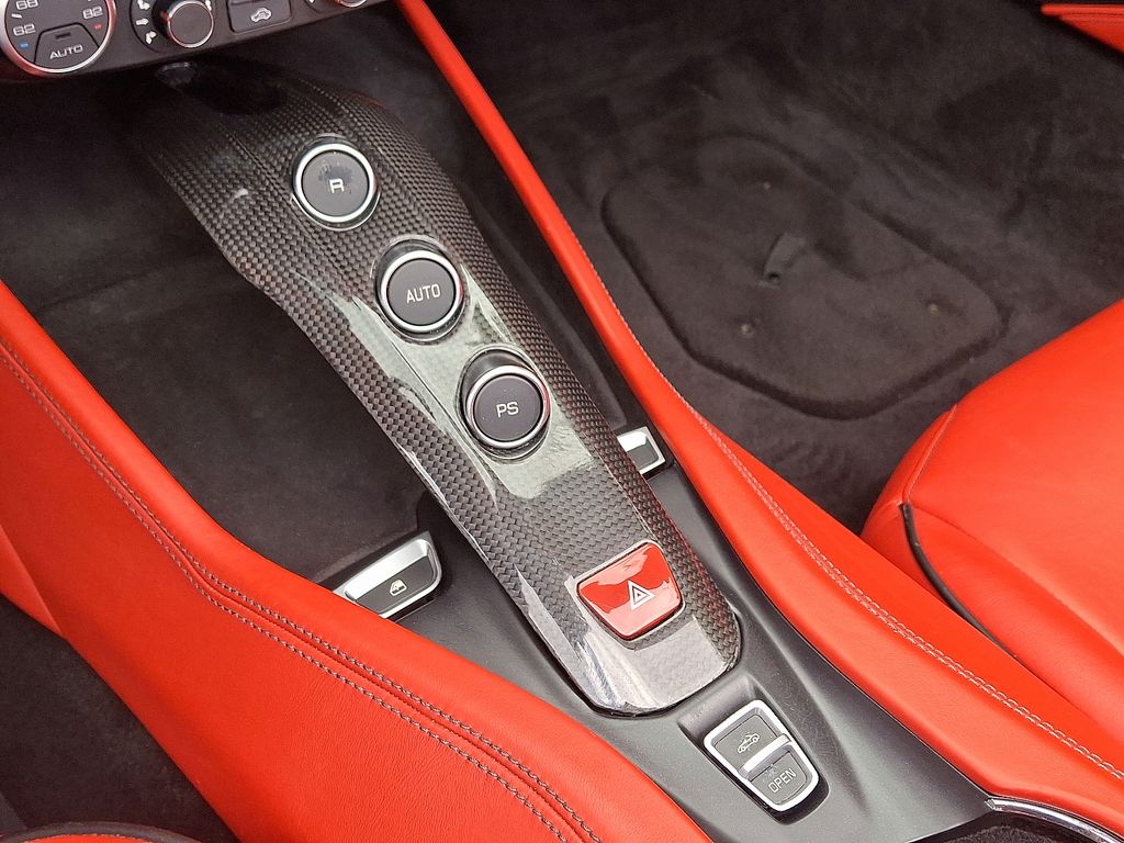 Thumbnail: 2016 Ferrari California - 14