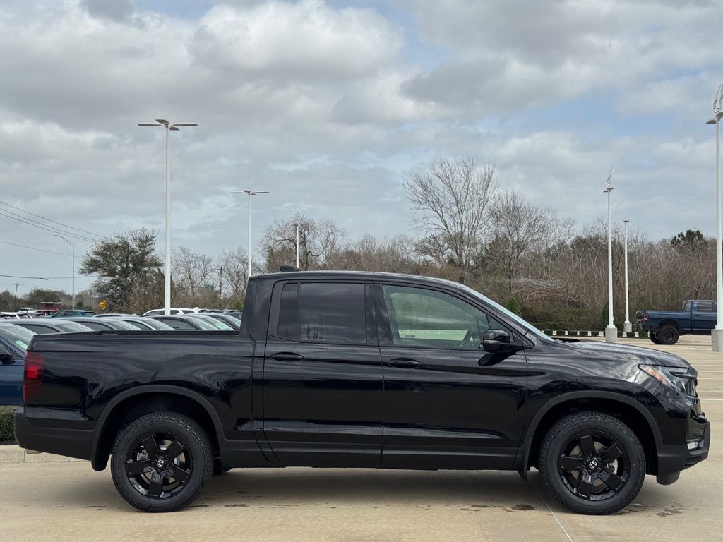 2026 Honda Ridgeline Black Edition Black at Community Honda