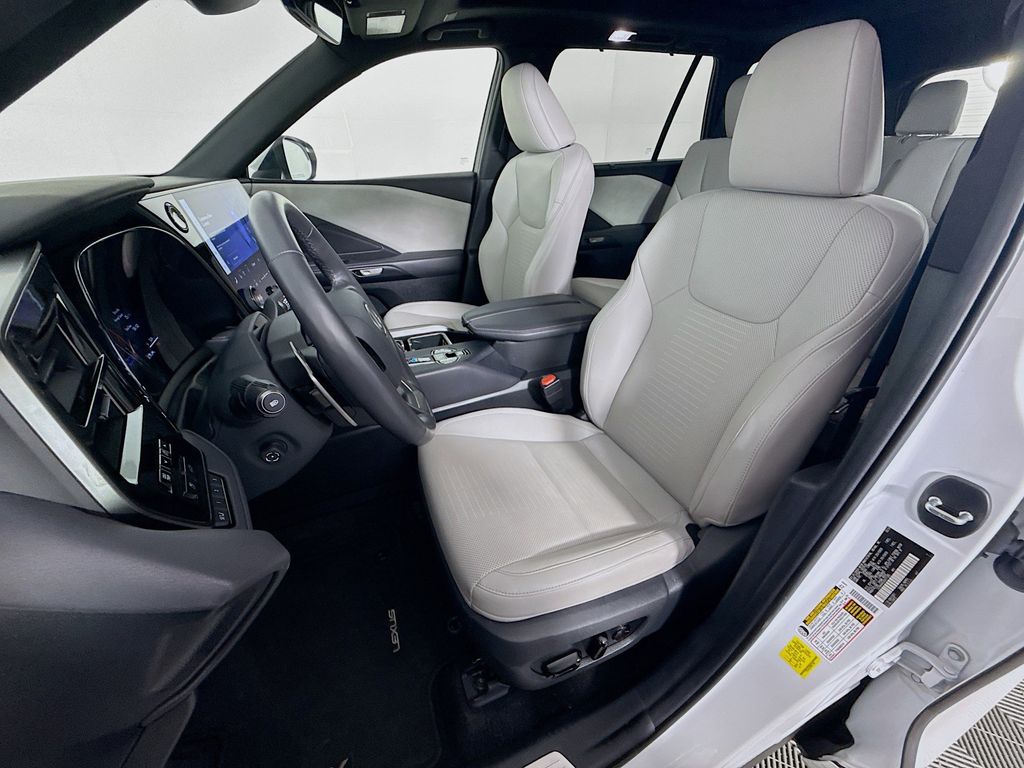 Thumbnail: 2024 Lexus TX - 22