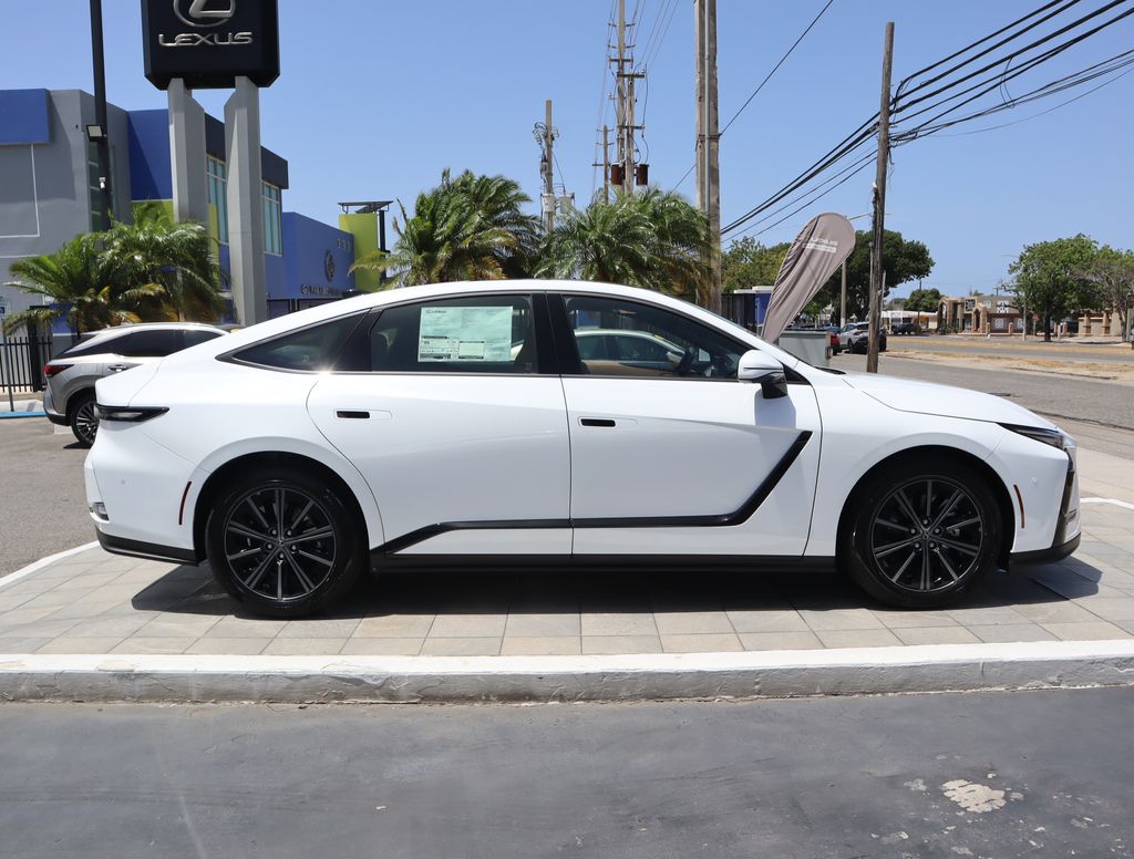 Thumbnail: 2026 Lexus ES - 4