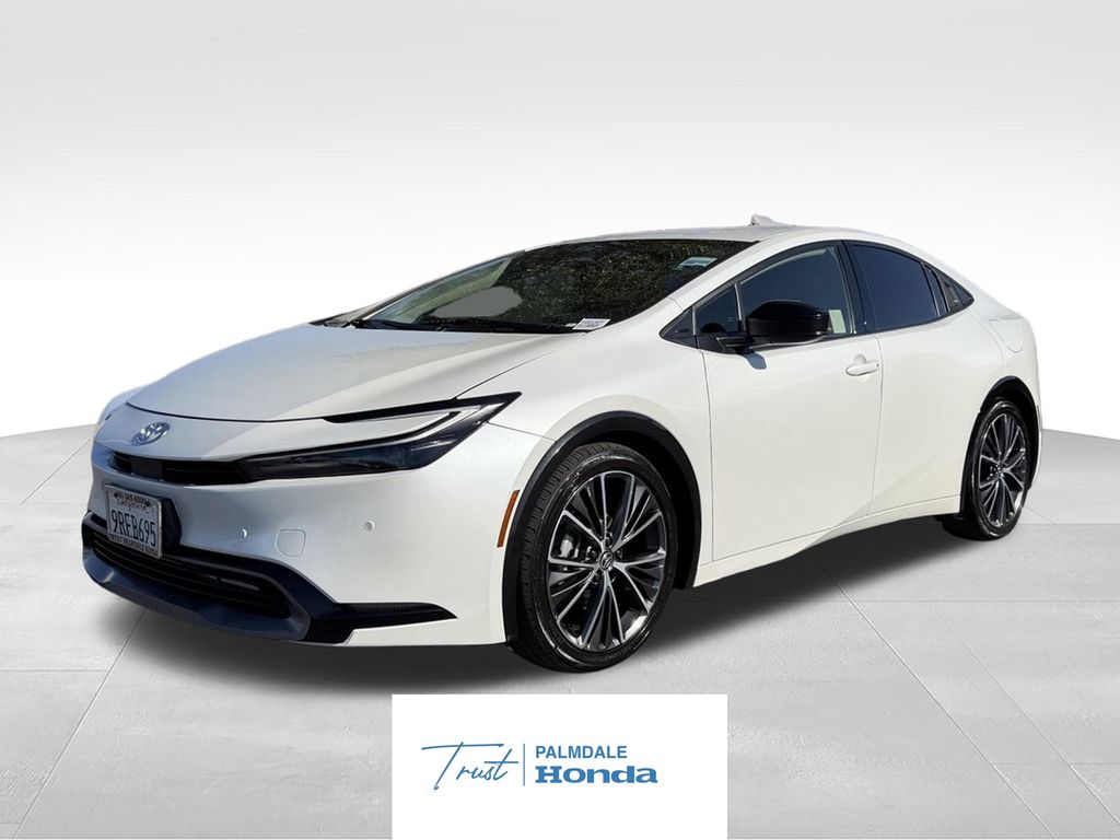 White (Wind Chill Pearl) 2023 Toyota Prius Hatchback Front-Wheel Drive Continuously Variable Transmission