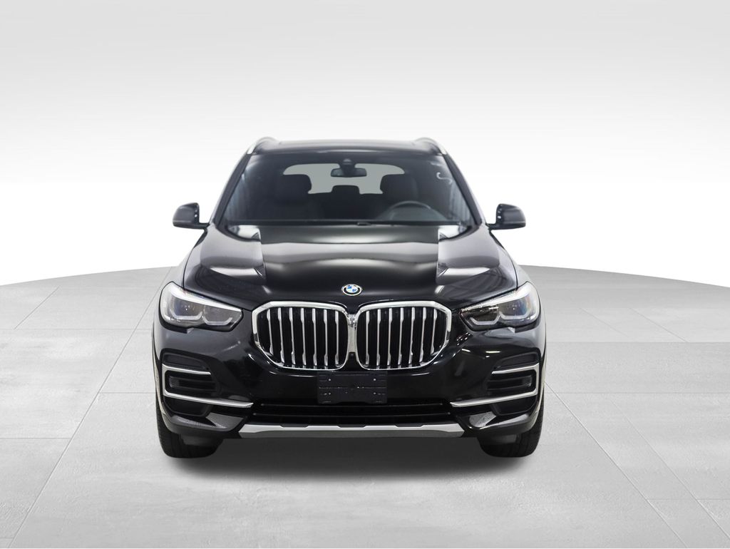 2022 BMW X5 xDrive40i 8