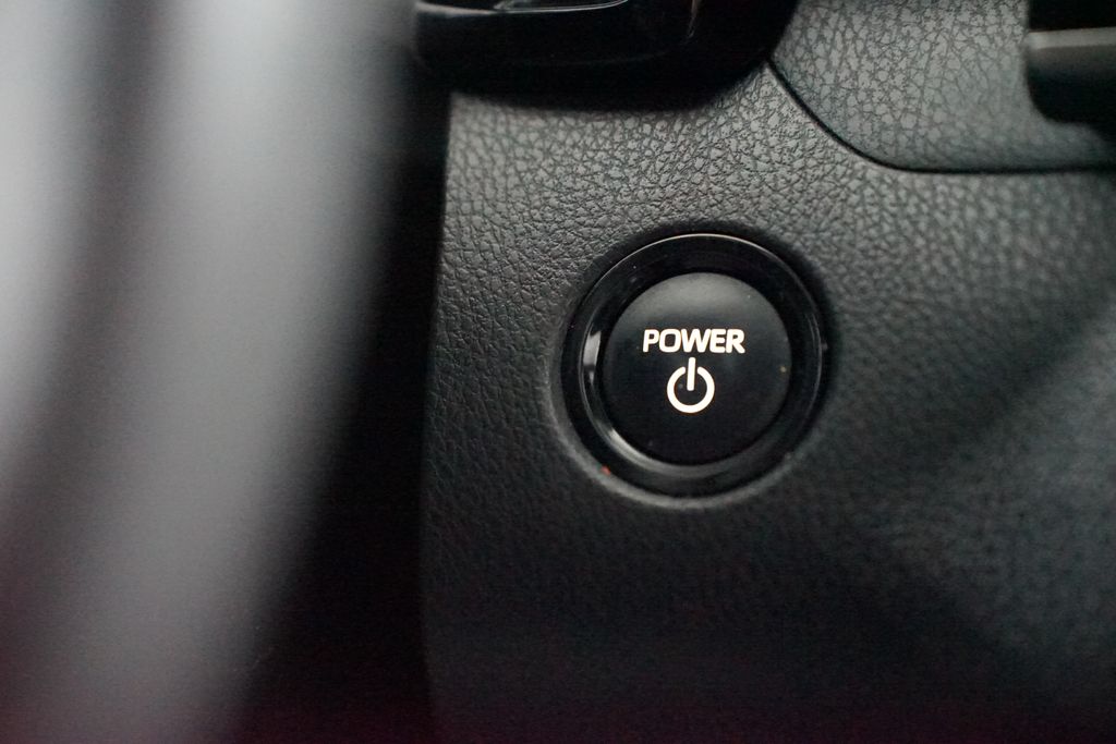 Thumbnail: 2025 Toyota Camry - 24