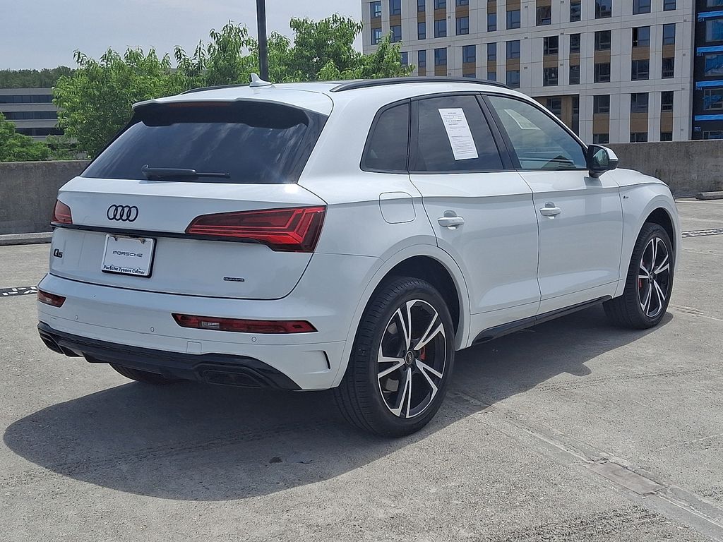 Thumbnail: 2025 Audi Q5 - 8
