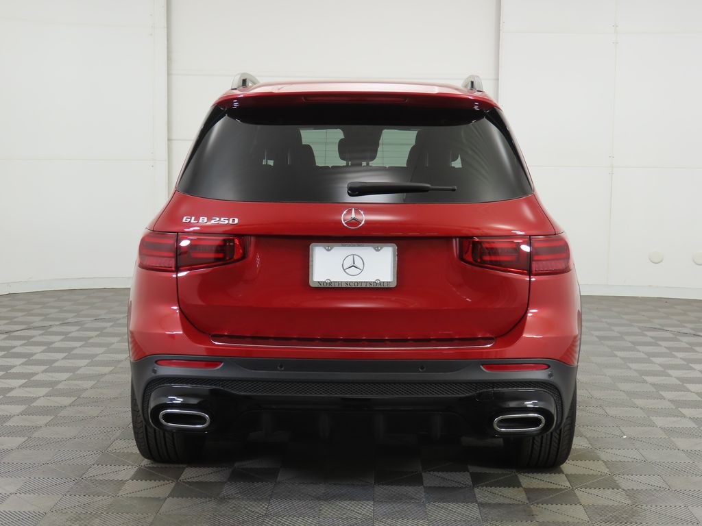 Thumbnail: 2025 Mercedes-Benz GLB - 6