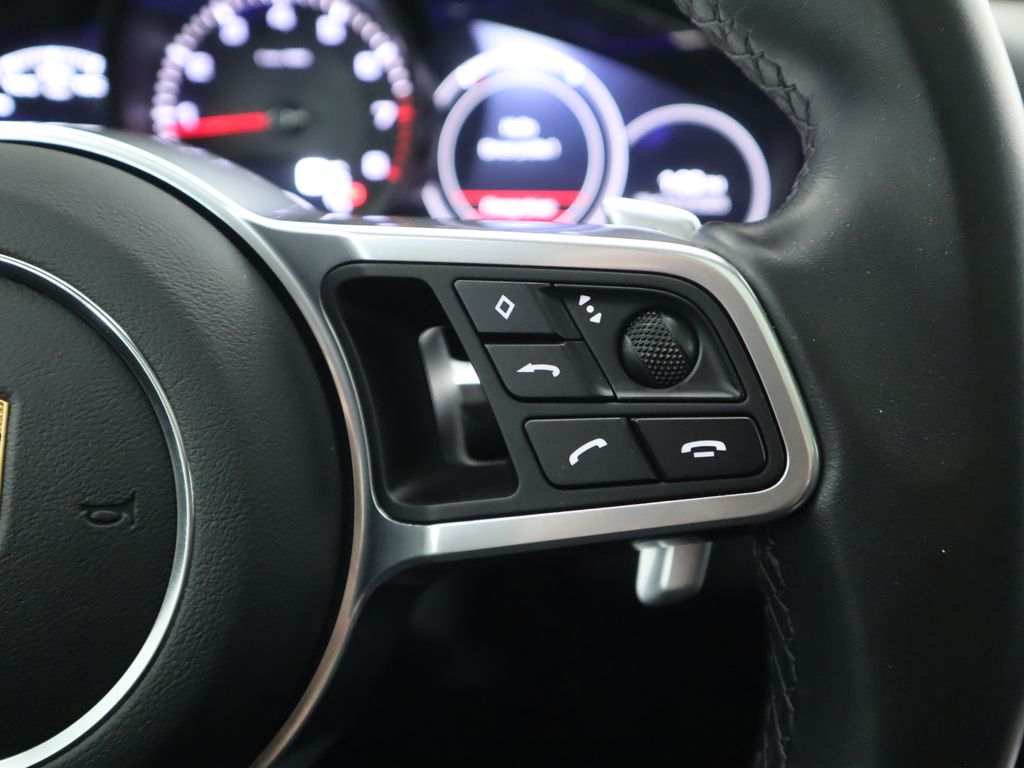 Thumbnail: 2021 Porsche Cayenne - 12