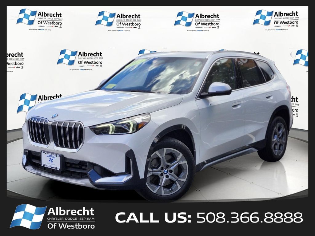 White Metallic 2024 BMW X1 SUV / Crossover All-Wheel Drive 7-Speed Automatic
