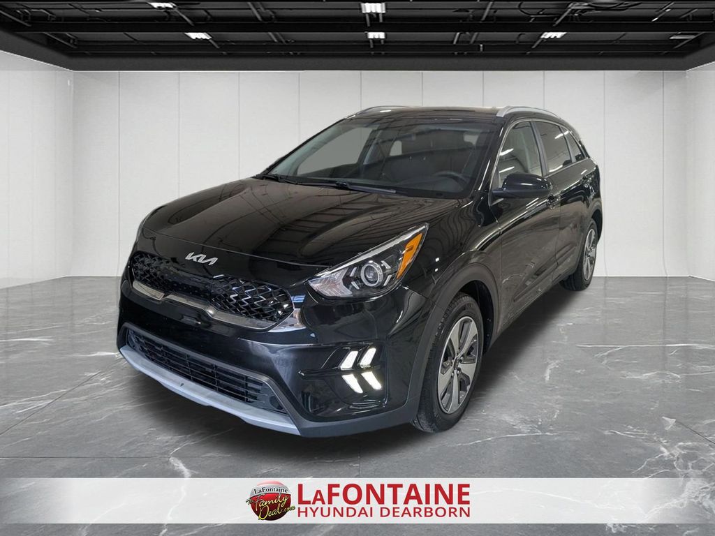 2022 Kia Niro LX