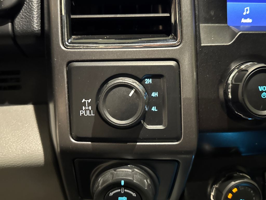 Certified Used 2020 White Ford XLT image 29