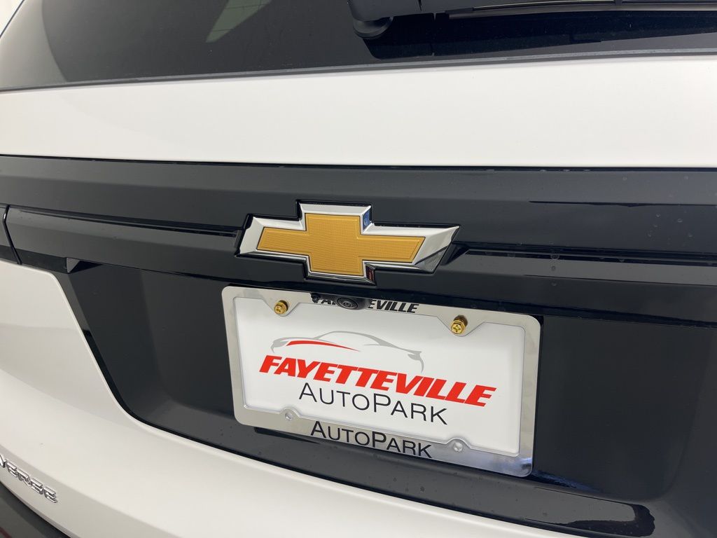 Thumbnail: 2026 Chevrolet Traverse - 15