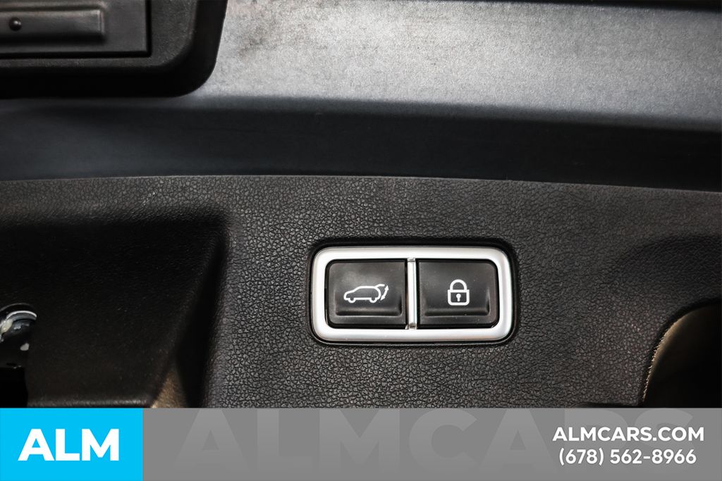 Used 2023 Silver Kia SX image 23