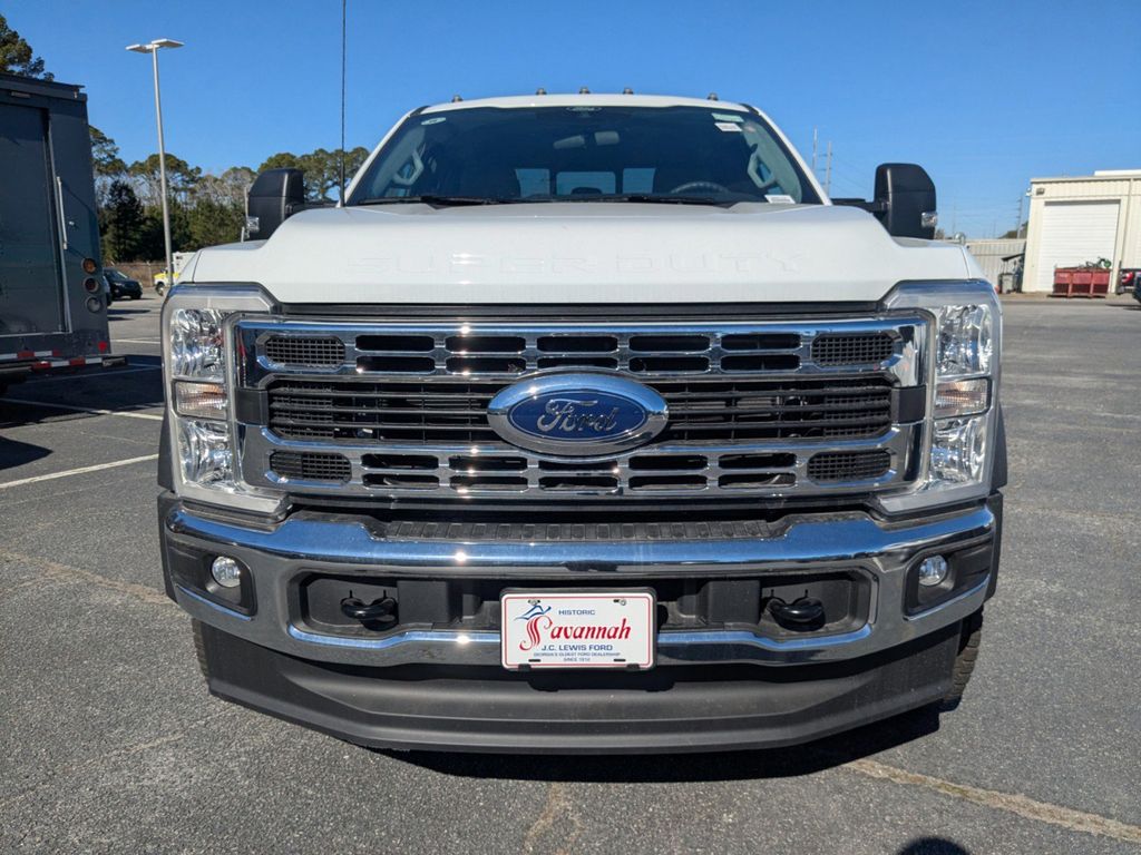 2025 Ford F-450 Chassis XL