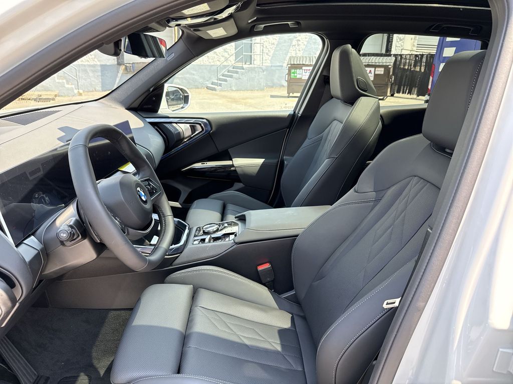 Thumbnail: 2026 BMW X3 - 11