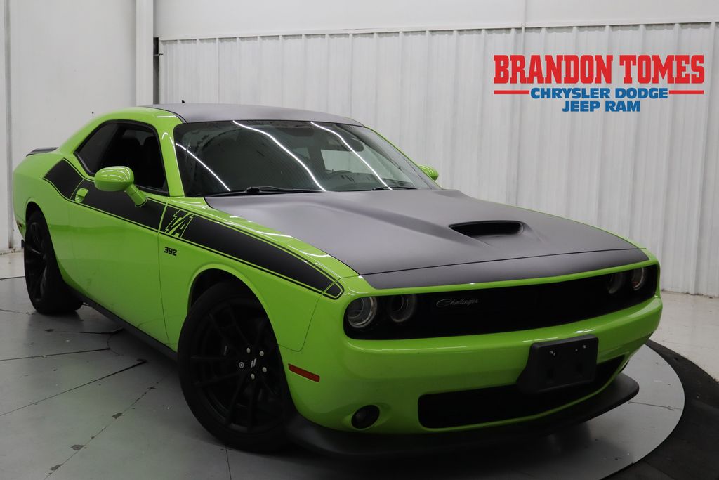Green (Sublime Metallic) 2023 Dodge Challenger Coupe Rear-Wheel Drive 8-Speed Automatic