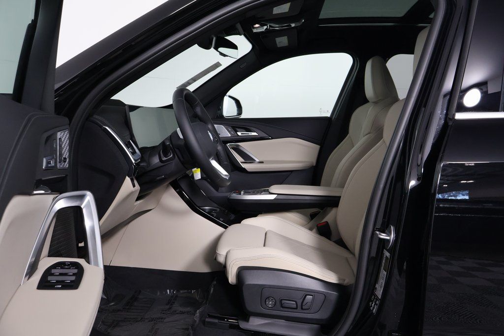 2025 BMW X1 xDrive28i 5