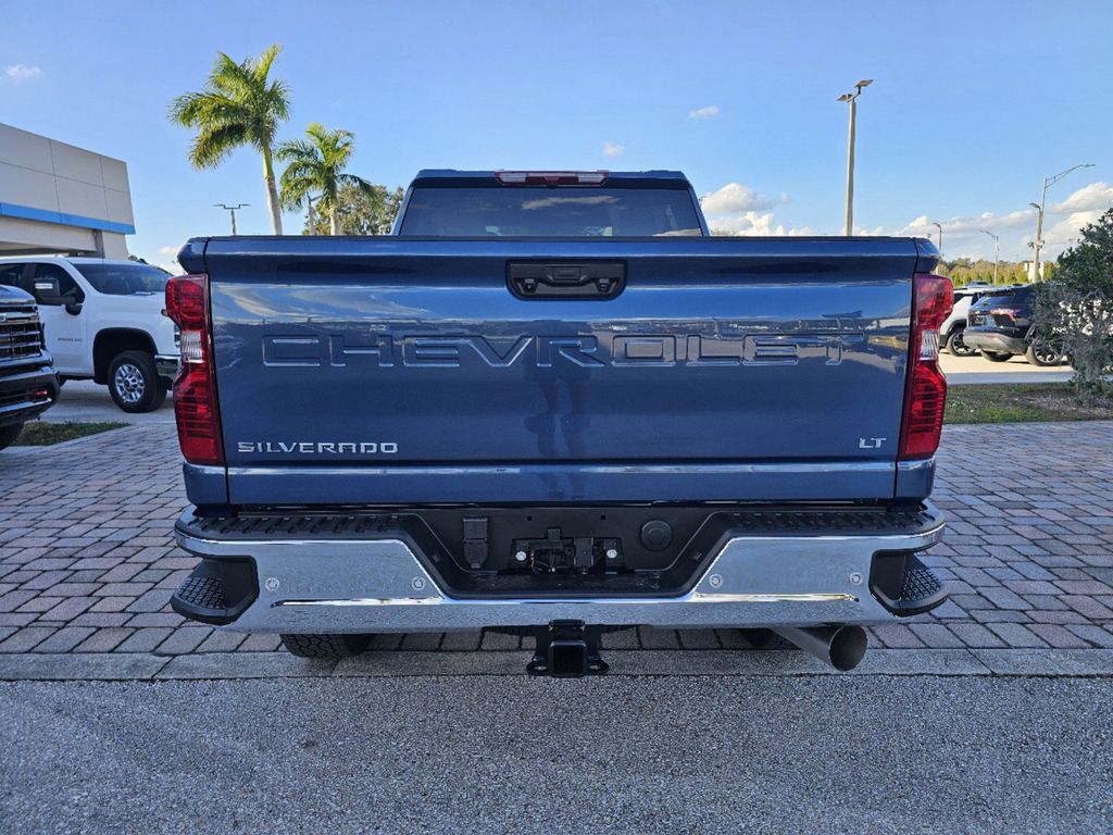 2025 Chevrolet Silverado 2500HD LT 4