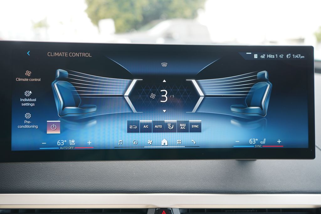 Thumbnail: 2026 BMW iX - 16