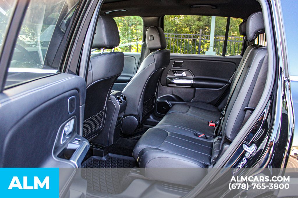 Used 2024 Black Mercedes-Benz GLB 250 image 17