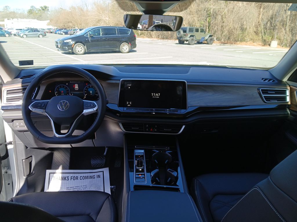 New 2026 White Volkswagen 2.0T SE w/Technology image 12