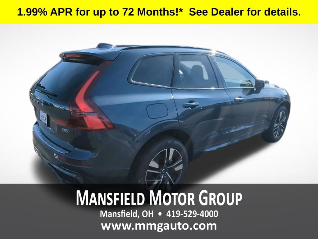 2026 Volvo XC60 Plus - Photo 6