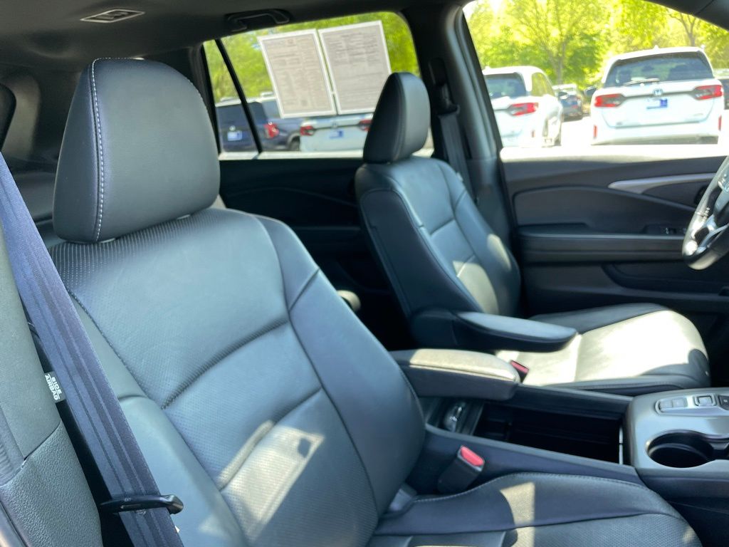 Thumbnail: 2023 Honda Passport - 32
