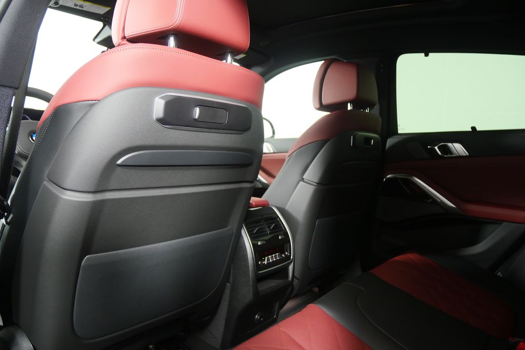 Thumbnail: 2026 BMW X6 - 16