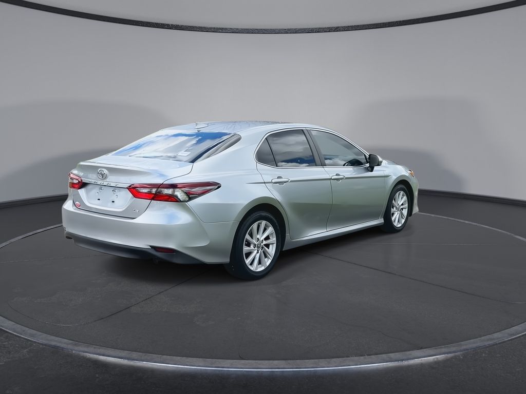 Thumbnail: 2023 Toyota Camry - 8