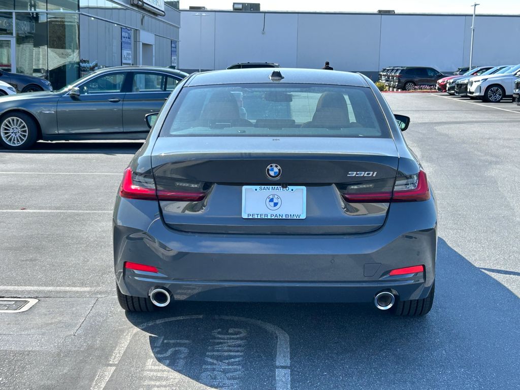 2025 BMW 3 Series 330i 4