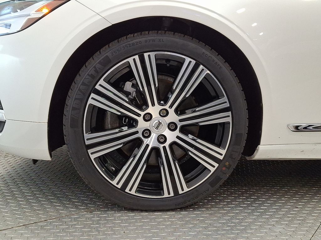 2021 Volvo S90 T6 Inscription 8