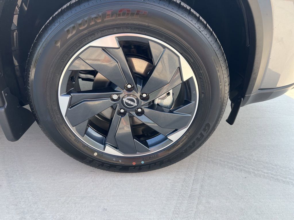 2025 Gun Metallic Nissan Rogue SV FWD SUV