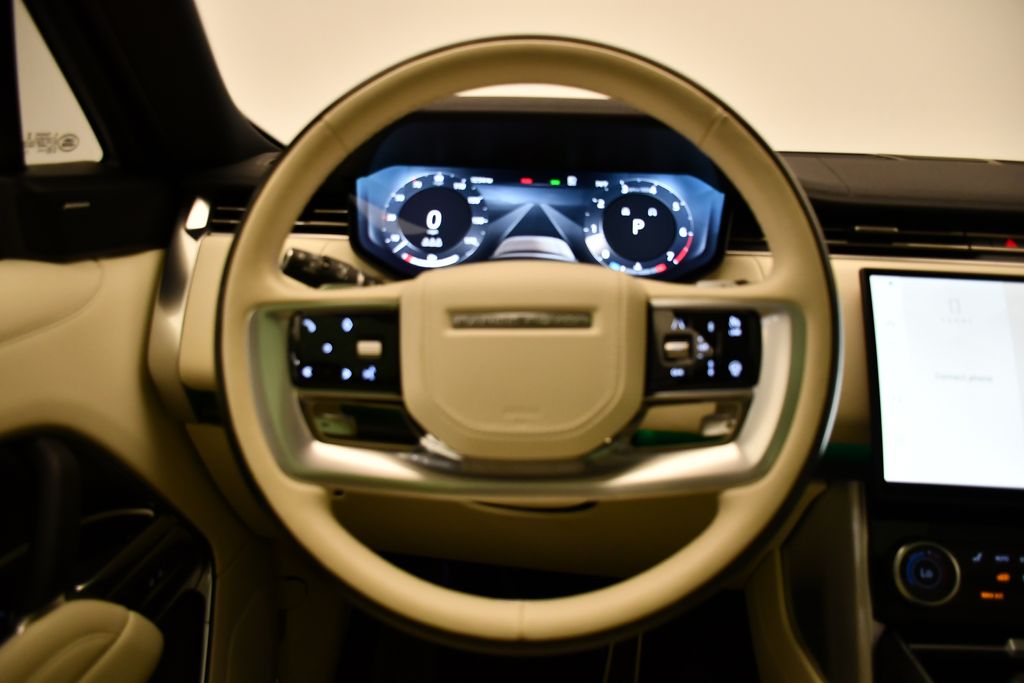 Thumbnail: 2023 Land Rover Range Rover - 20