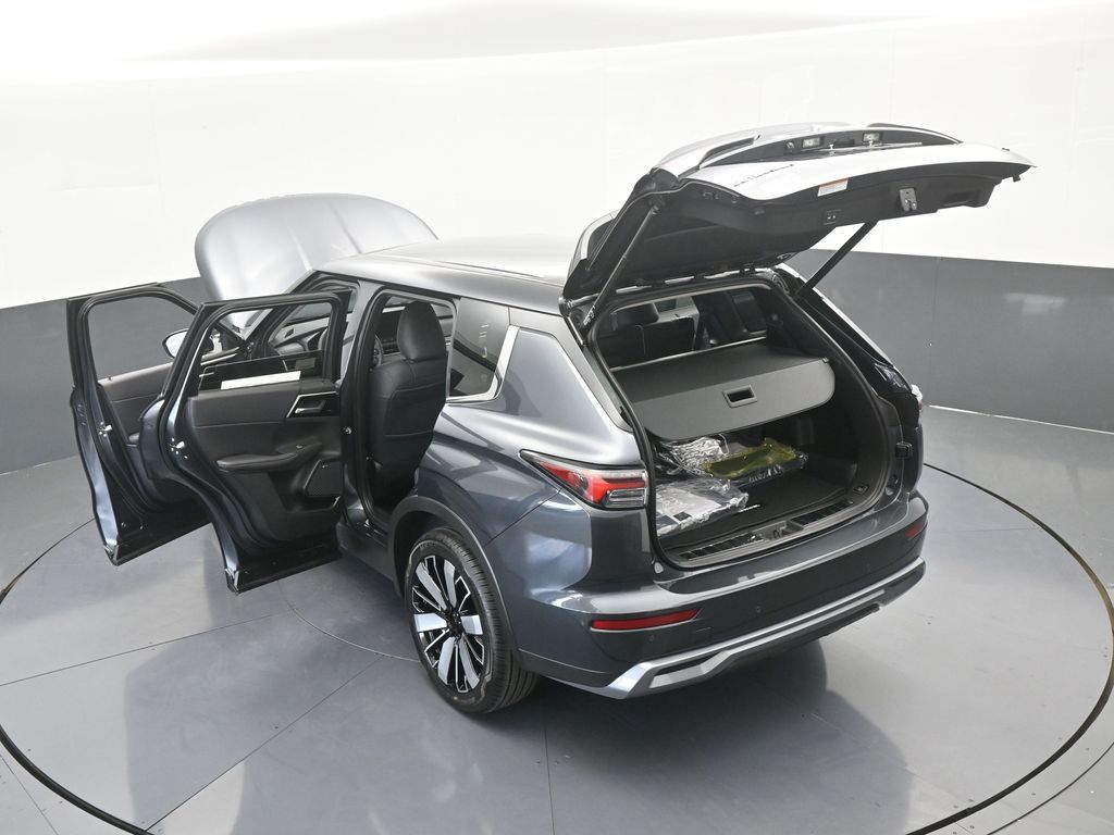 New 2026 Graphite Gray Mitsubishi SE image 79