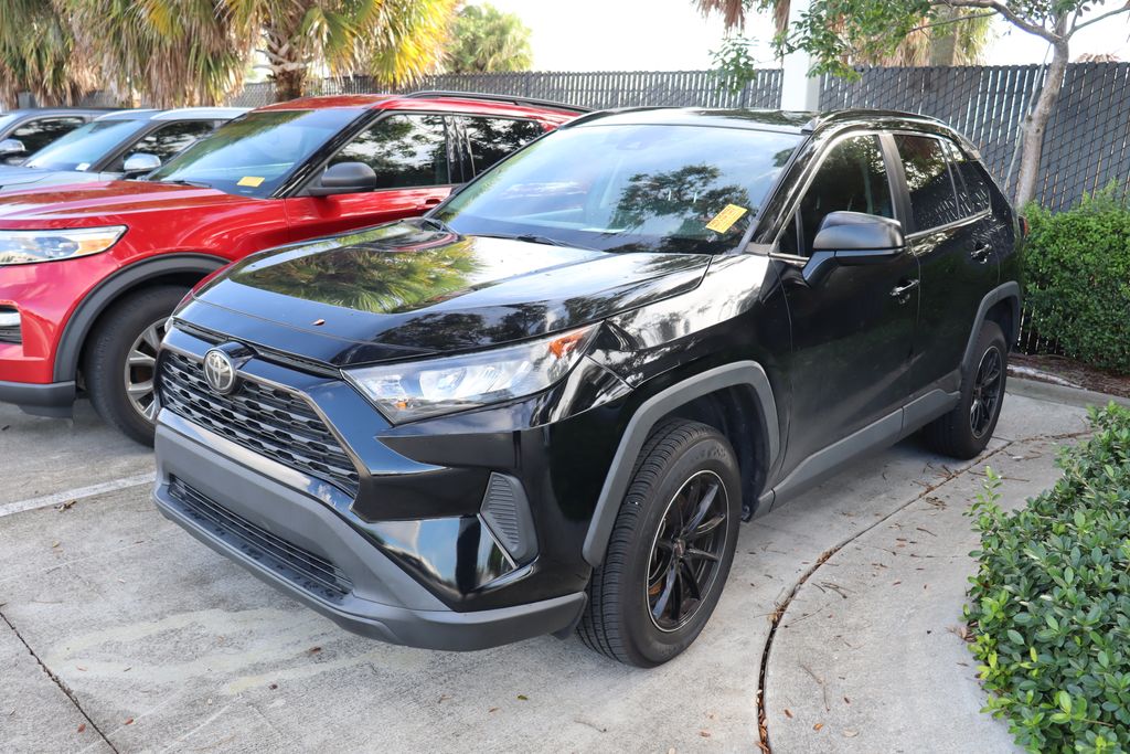 Thumbnail: 2019 Toyota RAV4 - 1