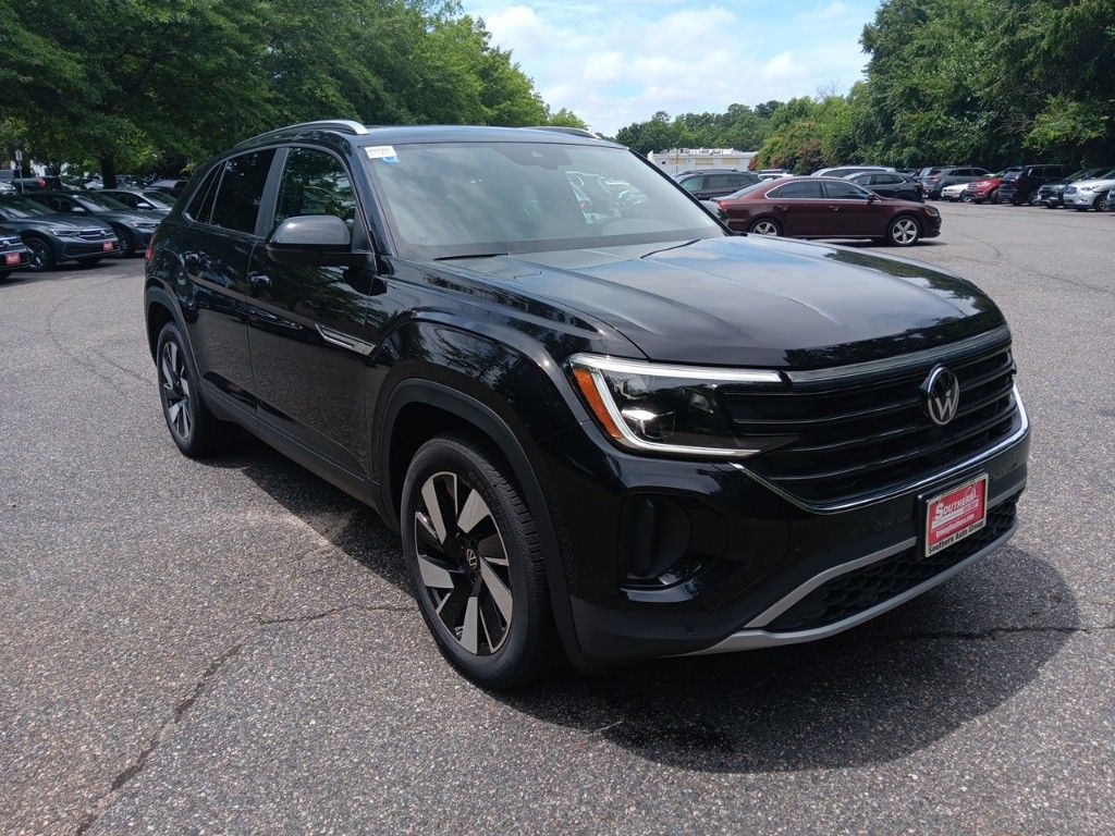 2024 Volkswagen Atlas Cross Sport 2.0T SE w/Technology 7