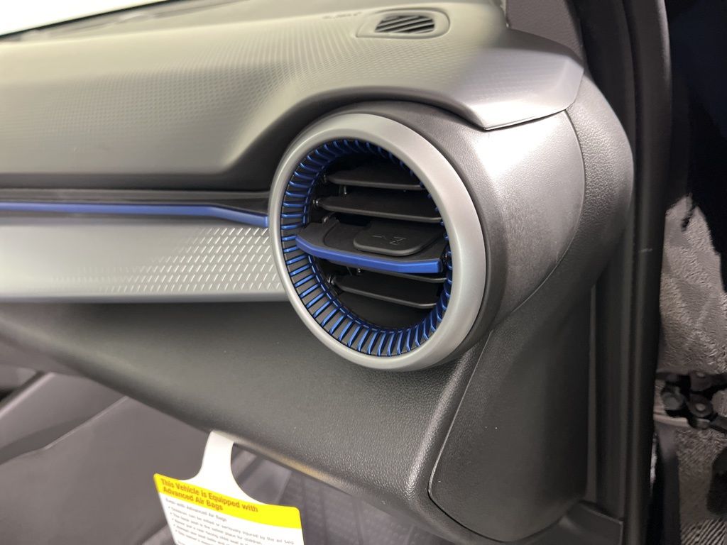 Thumbnail: 2026 Chevrolet Trax - 9