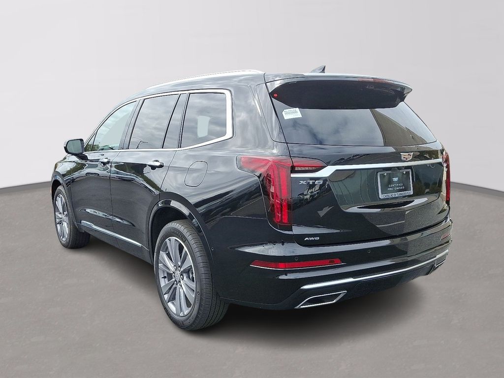 Thumbnail: 2025 Cadillac XT6 - 4