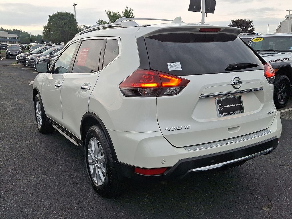 Thumbnail: 2020 Nissan Rogue - 4