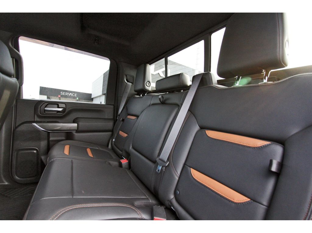 2021 GMC Sierra 2500HD AT4 White at River Oaks CDJR