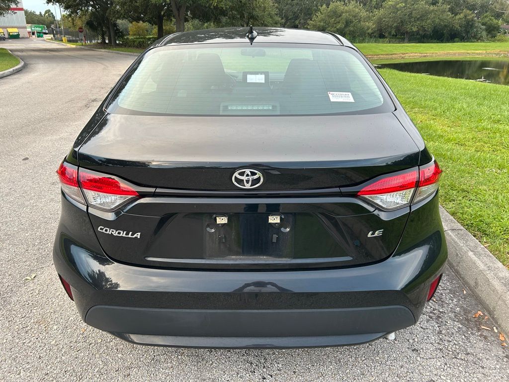 Thumbnail: 2021 Toyota Corolla - 4